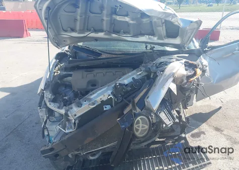 2018 Toyota Corolla Le из США, поврежденный, VIN 2T1BURHE8JC986015